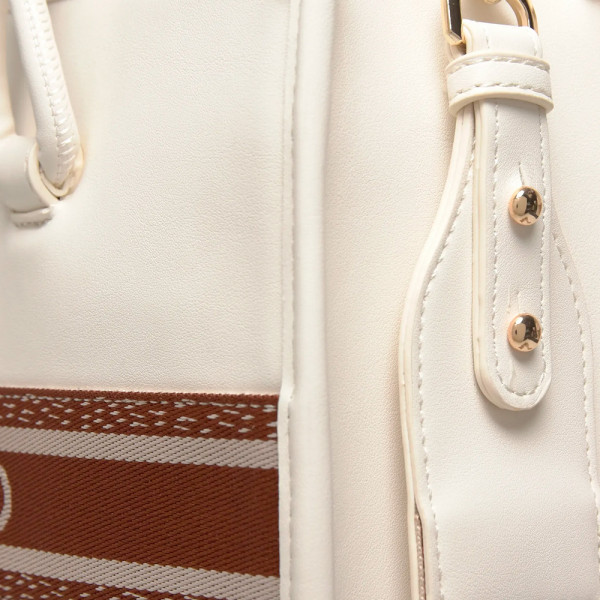 aella-tasche-vbs9zw04