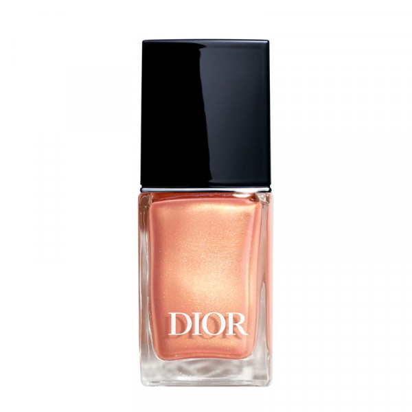 dior-vernis-gel-effect-nail-polish-and-couture-color