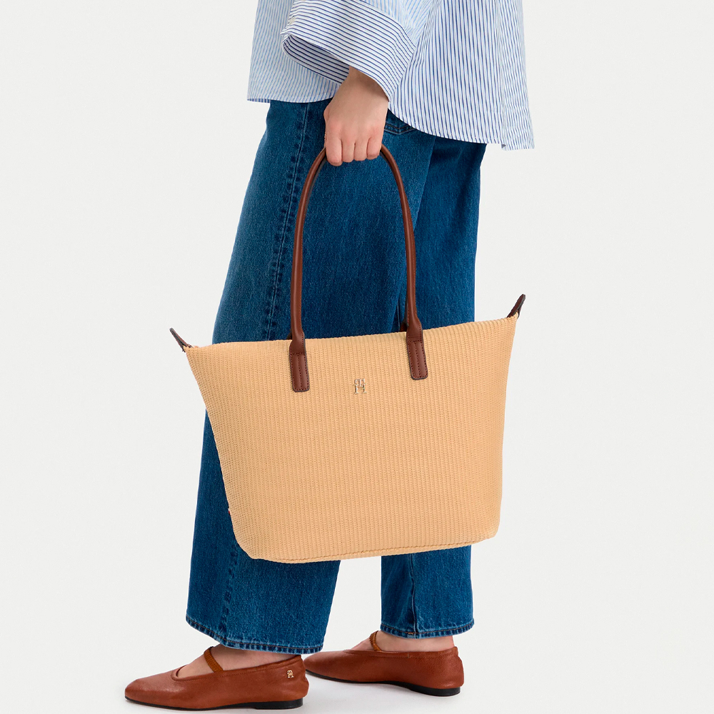 Tommy Hilfiger Bags Bolso tote de rafia con bandolera – imagen 2