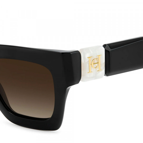 ses-lunettes-de-soleil-0328-s