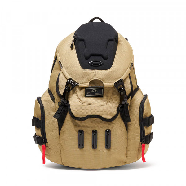 bathroom-sink-backpack