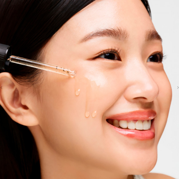 galactomyces-pure-vitamin-c-glow-serum-vitamin-c-facial-serum