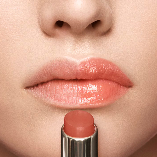 futurist-hydraplump-balsamo-labial-con-color