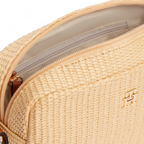 bolsa-de-ombro-para-camera-em-rafia