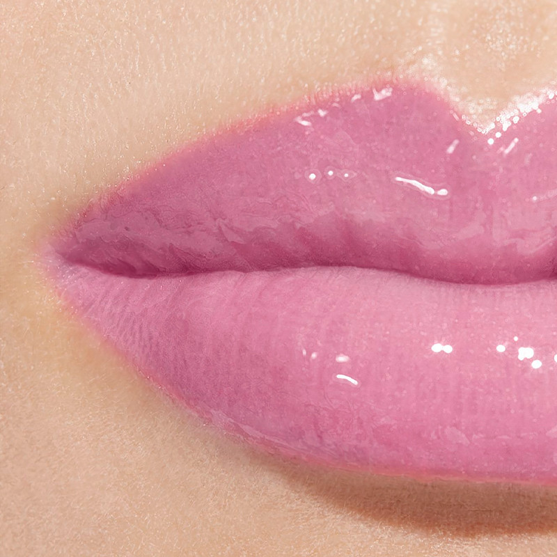 rouge-coco-gloss-aterfuktande-lappglans