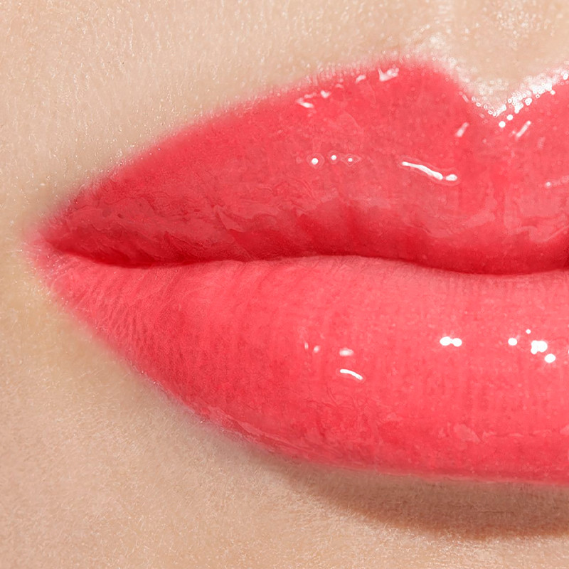 rouge-coco-gloss-fugtgivende-lipgloss