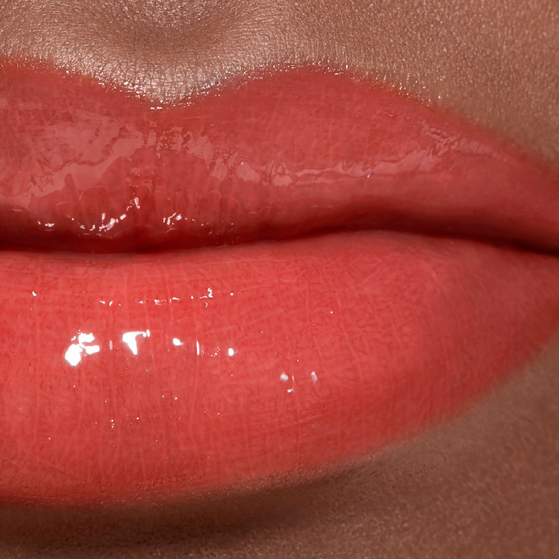 rouge-coco-gloss-moisturizing-lip-gloss