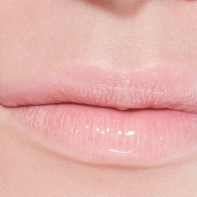 rouge-coco-gloss-moisturizing-lip-gloss