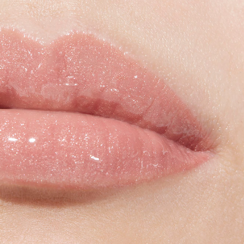 rouge-coco-hydra-gloss-brillo-de-labios-intenso-hidratante-y-alisante