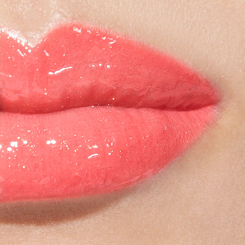rouge-coco-hydra-gloss-brillo-de-labios-intenso-hidratante-y-alisante
