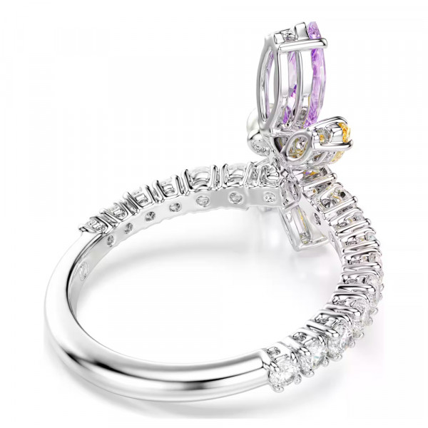 ariana-grande-x-swarovski-motif-ring