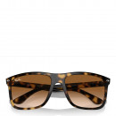 namorado-dois-oculos-de-sol