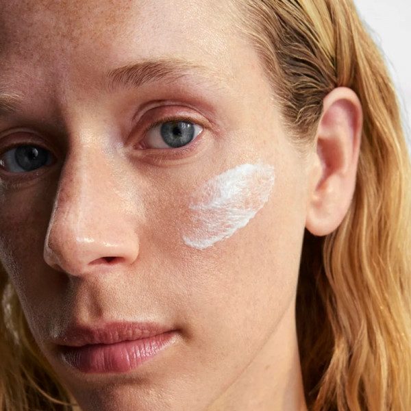 nourishing-day-cream-moisturizing-facial-cream-nourishing