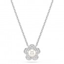ariana-grande-x-swarovski-pendant
