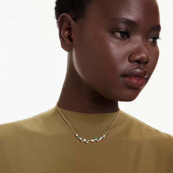 collar-constella