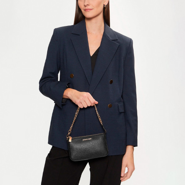 cartera-de-piel-con-cadena