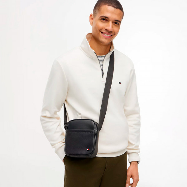 perforated-reporter-bag-with-shoulder-strap
