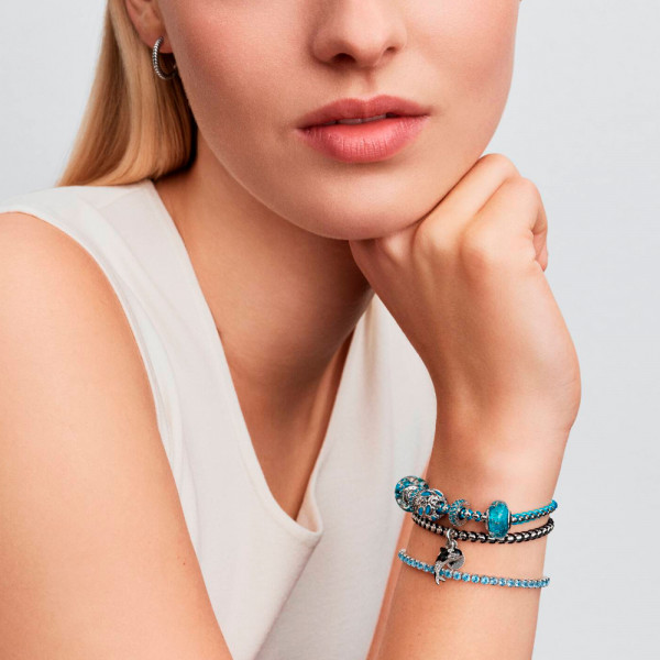 bracelet-a-chaine-et-cordon-noir-593816c02