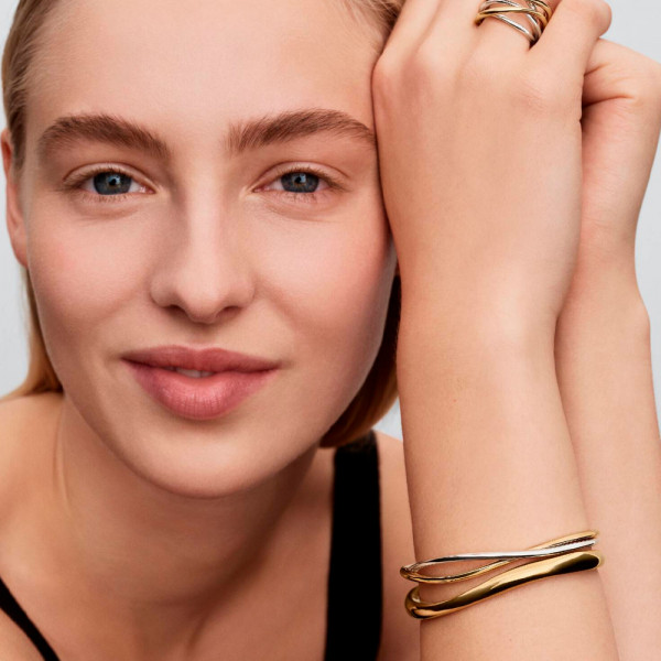 two-tone-interlocking-rigid-bracelet-564656c00