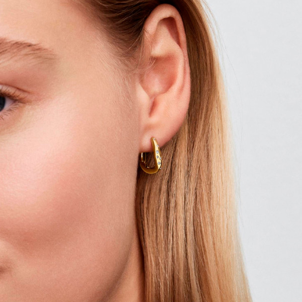 pendientes-de-aro-forma-organica-con-gemas-engastadas-264663c01