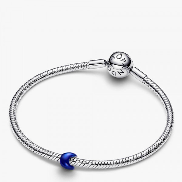 mini-breloque-lune-bleue-794784c01