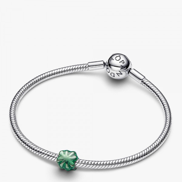 charm-mini-green-clover-794817c01