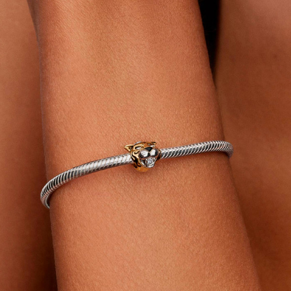 breloque-jasmine-rajah-de-la-princesse-disney-avec-diamant-synthetique-de-laboratoire-764404c01