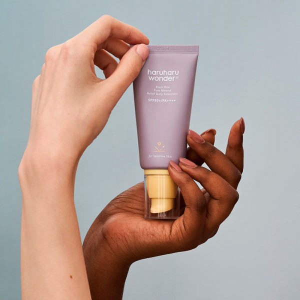 creme-solaire-minerale-hydratante-spf50-creme-solaire-pour-le-visage