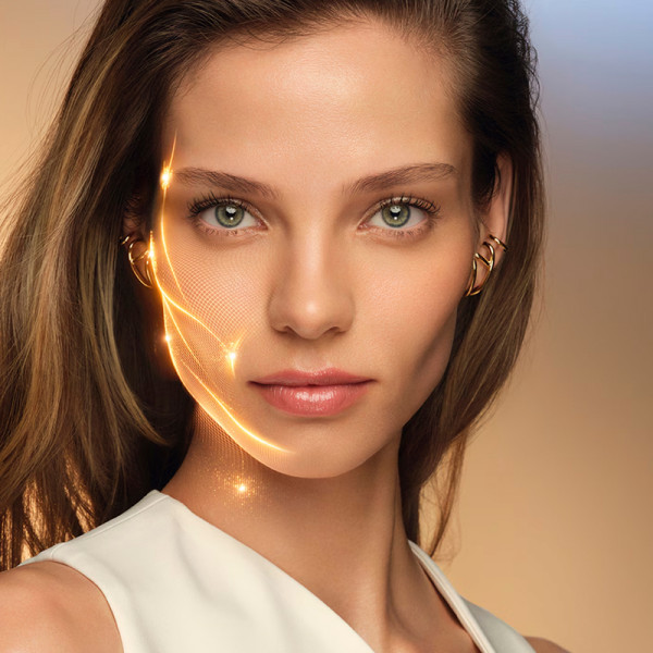 revitalizing-supreme-sculpting-face-serum-serum-visage-revitalisant-et-raffermissant