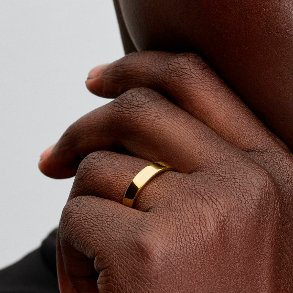 engravable-classic-band-ring-164776c01