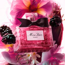 miss-dior-essence-parfumessenz-kandierte-blumige-und-holzige-noten