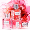 miss-dior-eau-de-parfum-roller-pearl-sensuelle-vanilje-infunderede-blomsternoter