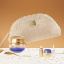 vital-perfection-advanced-cream-holiday-pouch-set