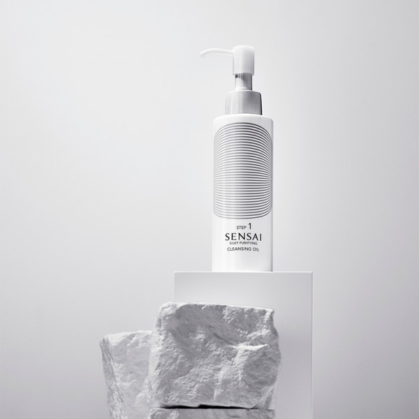 Silk Purifying Cleansing Oil
Huile de nettoyage