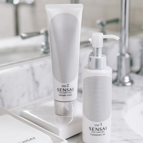 Silk Purifying Cleansing Oil
Óleo de limpeza