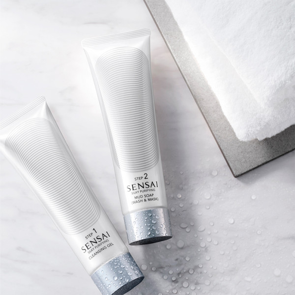 Silk Purifying Cleansing Gel
Cleansing Gel