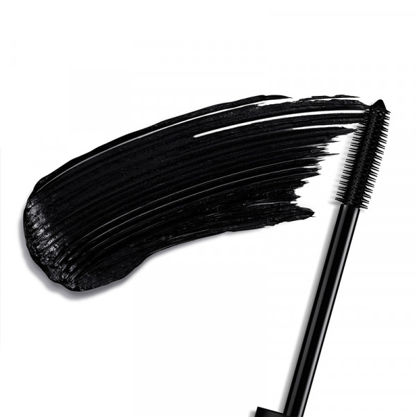 mascara-squeezable-volumen-xxl-duracion-24-horas-color-intenso-y-formula-con-tratamiento