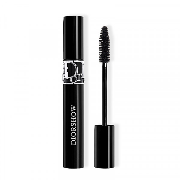 mascara-volumen-a-medida-24-horas-definicion-pestana-a-pestana-90-de-ingredientes-de-origen-natural