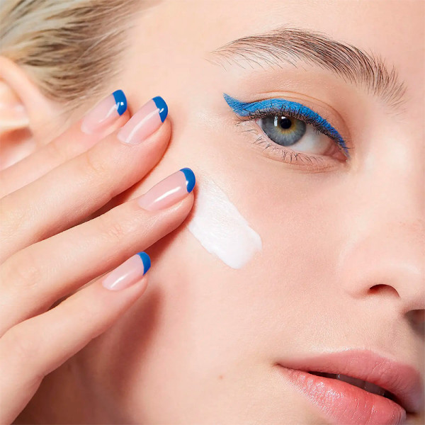 creme-fraiche-de-beaute-crema-repulpante-hidratante-48h