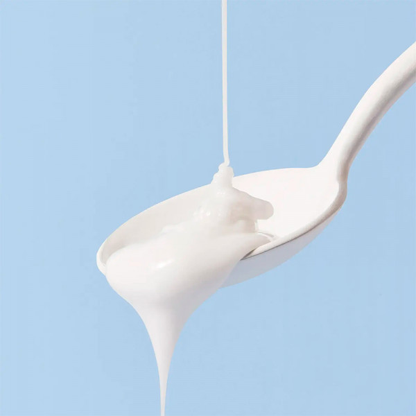 creme-fraiche-de-beaute-moisturising-mattifying-fluid-48h