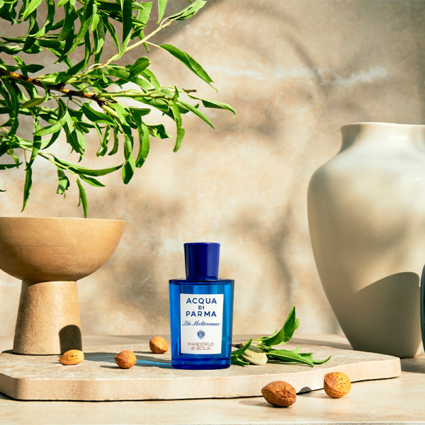 blu-mediterraneo-mandorlo-di-sicilia