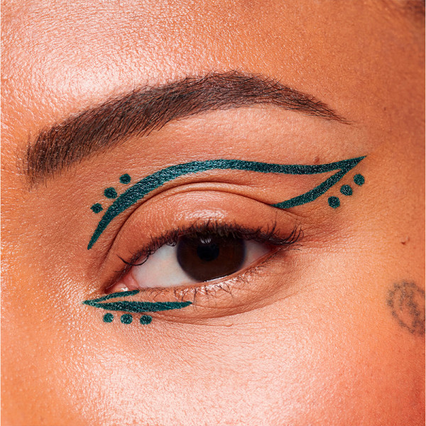 24-7-inks-liquid-eyeliner