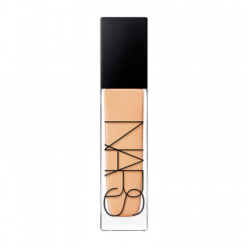 natural-radiant-longwear-foundation