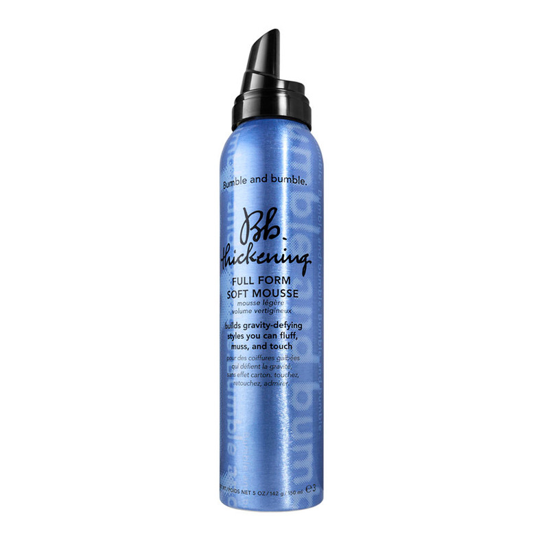 Bumble And Bumble Fixadores e acabamentos profissionais Thickening Volume Full Form Mousse Uma mousse volumizante e protetora do calor para uma sensação macia e fofa.