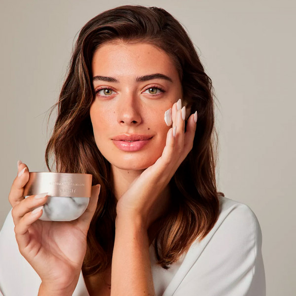 the-ritual-of-namaste-anti-ageing-night-cream