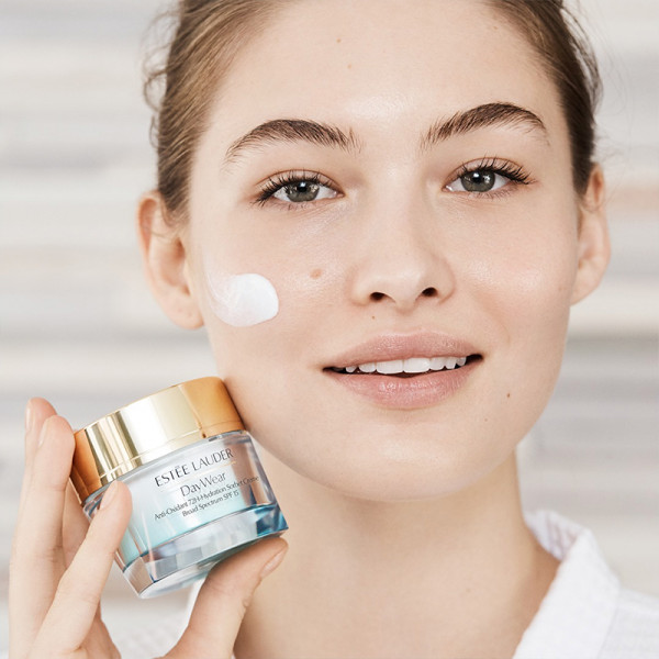 DayWear Anti-Oxidant 72H-Hydration Sorbet Creme SPF15