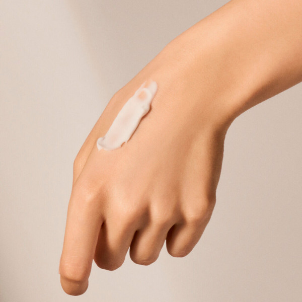 Diamond Luminous Perfecting Hand Cream
