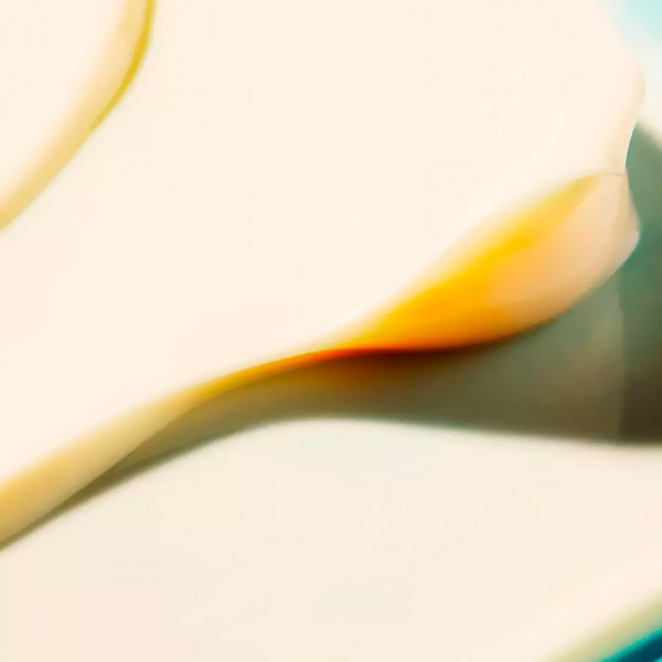 refreshing-milk-for-after-sun-face-and-body-nuxe-sun