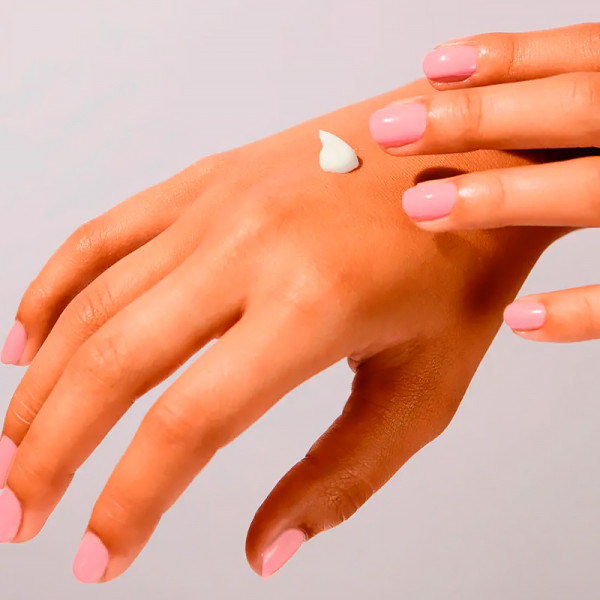 beschermende-handnagel-en-nagelriemcreme