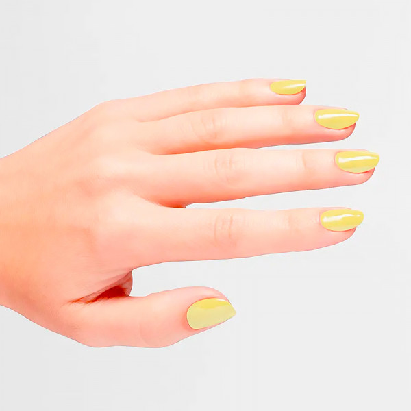 this-chic-is-bananas